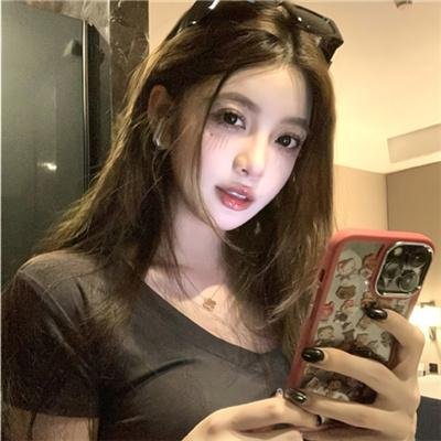 卡蜜儿·克劳岱尔